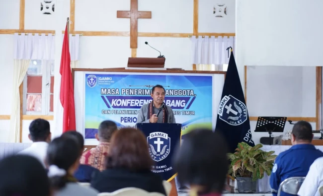 Bupati Flotim