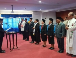 Lima Pejabat Tinggi Pratama Ende Resmi Dilantik, Bupati Tekankan Integritas