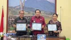 Wujud Transparansi Anggaran, Pemkab Nagekeo Raih Tiga Penghargaan Kinerja Keuangan dari KPPN Ende