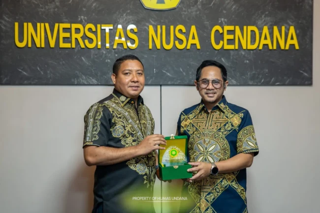 undana dan bupati sikka